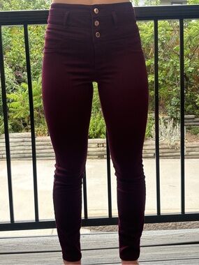 refuge High-Rise Skinny Jeans in Deep Wine